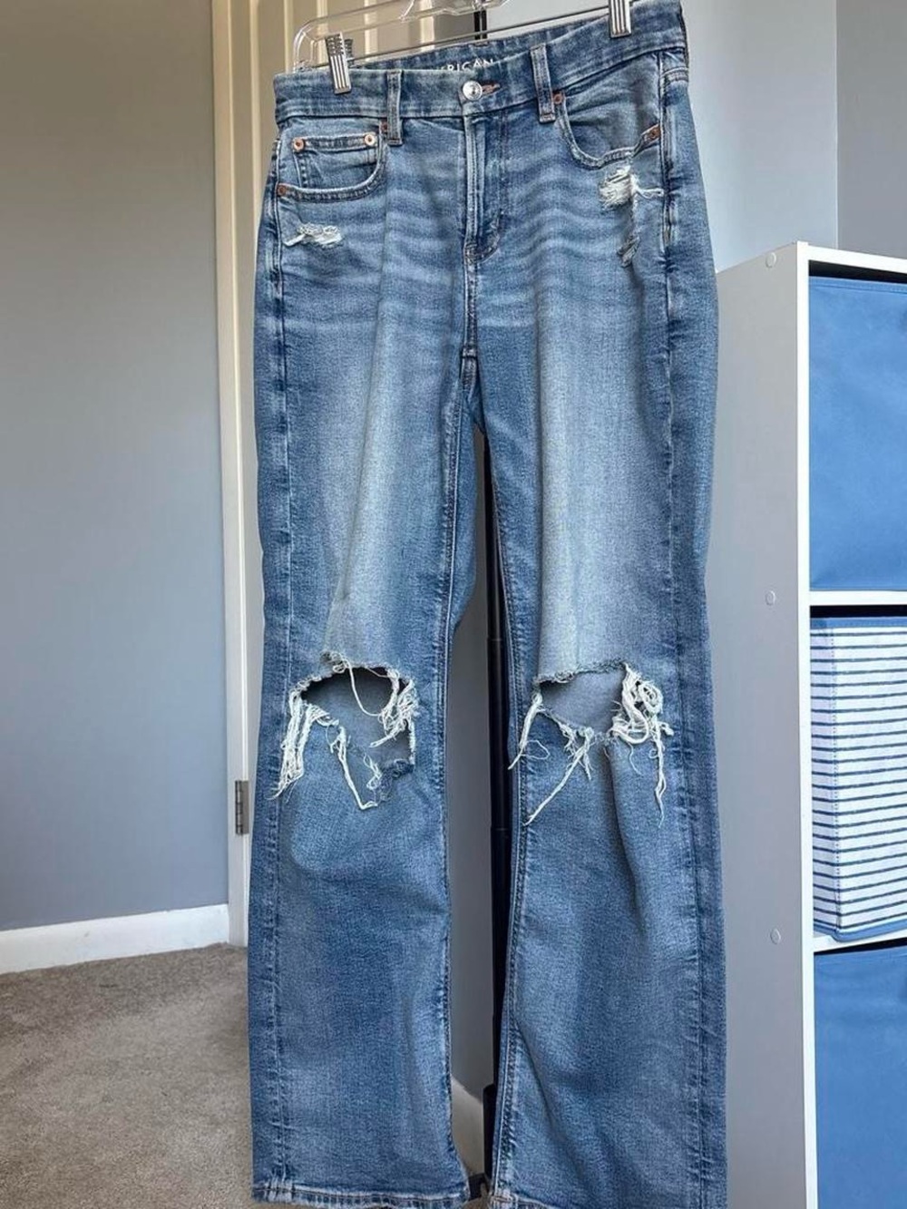 American Eagle Distressed Blue Women's Jeans